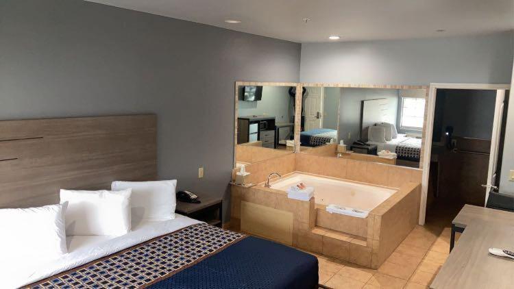 Palace Inn - Baytown I-10 Extérieur photo