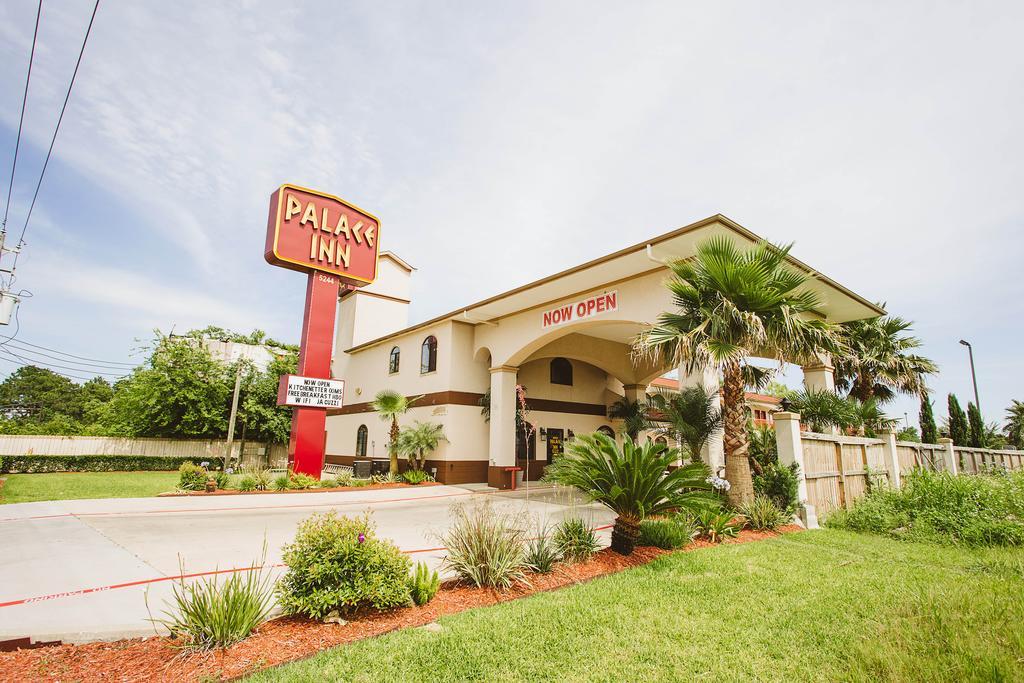 Palace Inn - Baytown I-10 Extérieur photo